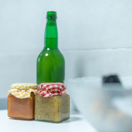 Pria, Apartamento En リバデセリャ エクステリア 写真