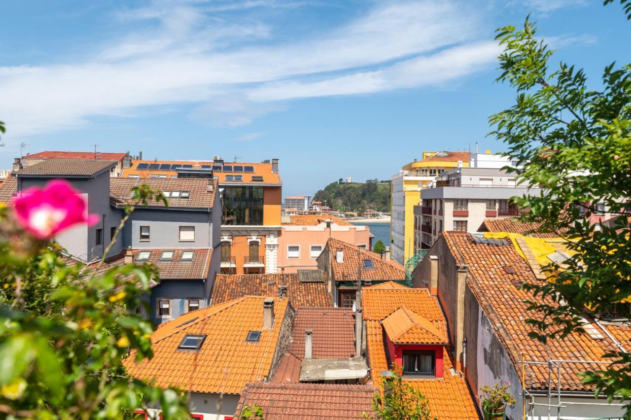 Pria, Apartamento En リバデセリャ エクステリア 写真